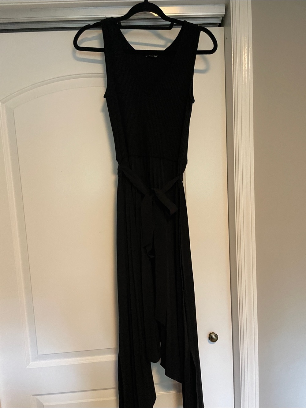 NWOT! Guess Black Ribbed Sleeveless Dress - Picture 1 of 7